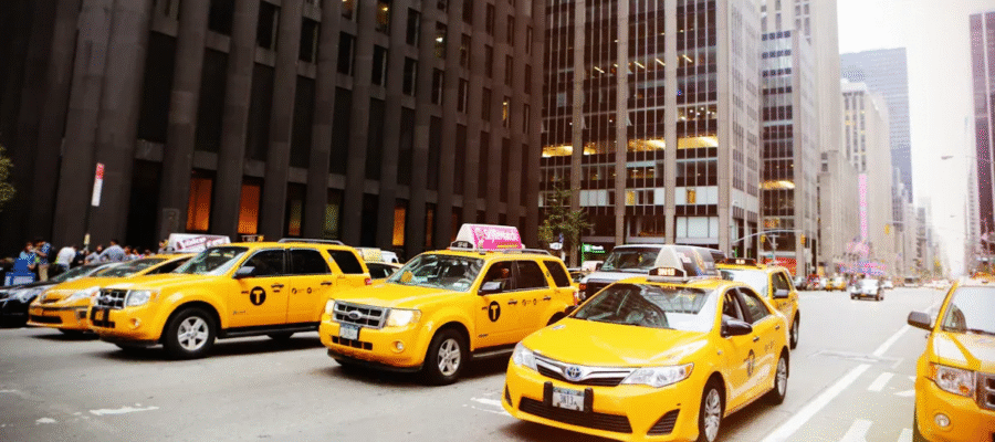 2025 Guide to Booking Reliable Airport Taxi Services